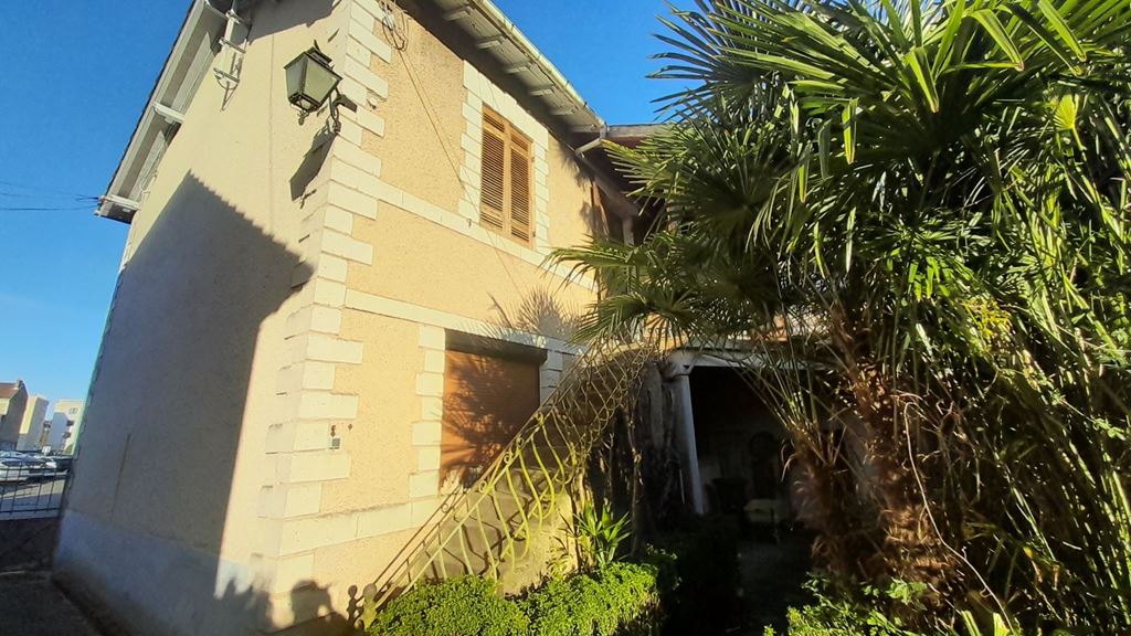 Immeuble PERIGUEUX 206700€ DINO OLGIATI IMMOBILIER Immeuble PERIGUEUX 206700€ DINO OLGIATI IMMOBILIER