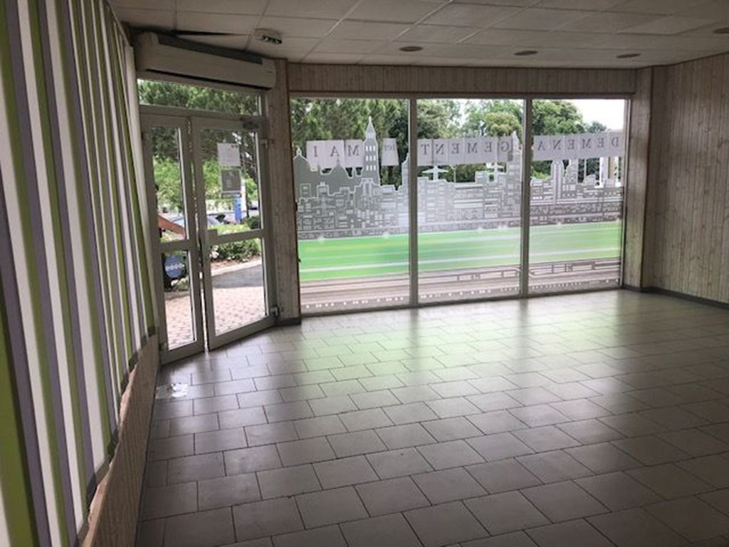Appartement Local commercial MARSAC SUR L'ISLE 1300€ DINO OLGIATI IMMOBILIER Appartement Local commercial MARSAC SUR L'ISLE 1300€ DINO OLGIATI IMMOBILIER