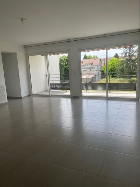 Appartement Appartement PERIGUEUX 910€ DINO OLGIATI IMMOBILIER Appartement Appartement PERIGUEUX 910€ DINO OLGIATI IMMOBILIER