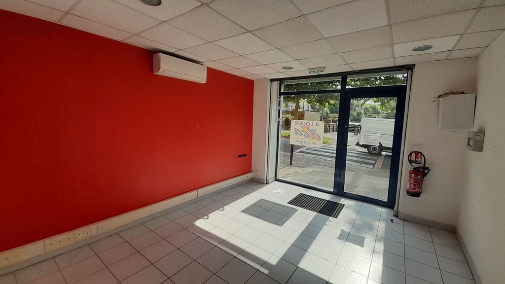 Appartement Local commercial PERIGUEUX 1350€ DINO OLGIATI IMMOBILIER