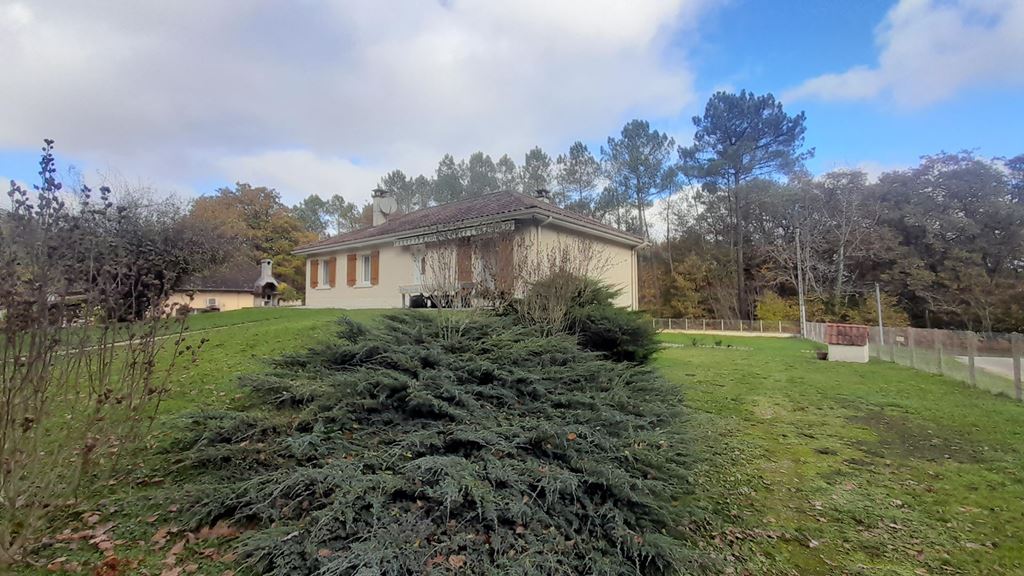 Maison LA DOUZE 222600€ DINO OLGIATI IMMOBILIER