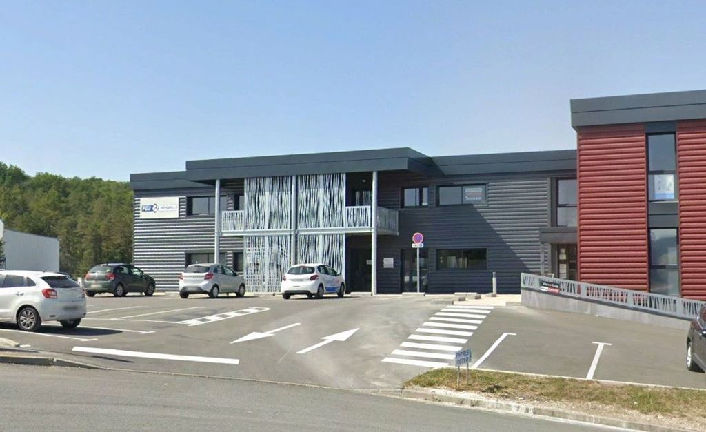 Appartement Local professionnel NOTRE DAME DE SANILHAC 2670€ DINO OLGIATI IMMOBILIER