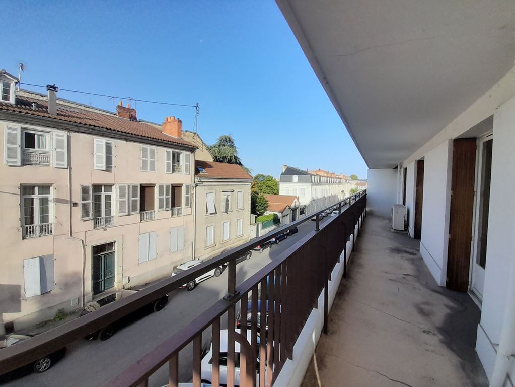 Bureaux PERIGUEUX 151200€ DINO OLGIATI IMMOBILIER Bureaux PERIGUEUX 151200€ DINO OLGIATI IMMOBILIER